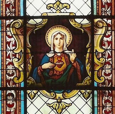 Marie vitrail eglise la Briquette