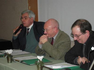 Pasteur Jean-Arnold de Clermont, Père Dominique Foyet, Père Bruno Feillet (de gauche à droite)
