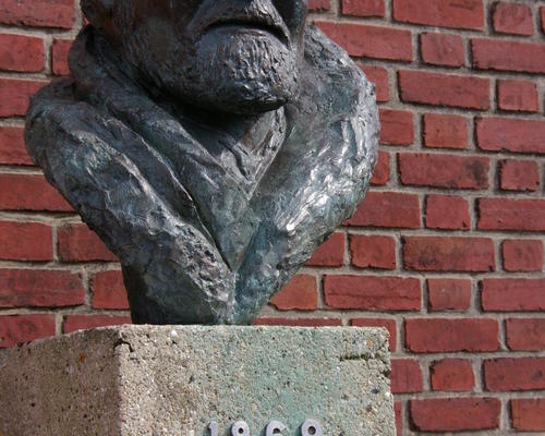 sculpture de son fils Jean