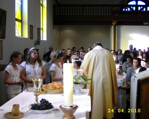 1eres communions St Martin 034