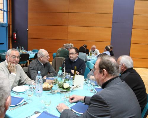 Le repas à la salle des fêtes de Caudry
