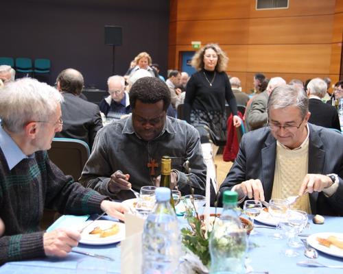 Le repas à la salle des fêtes de Caudry