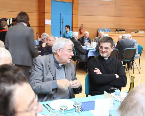 Le repas à la salle des fêtes de Caudry
