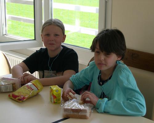 2473 repas