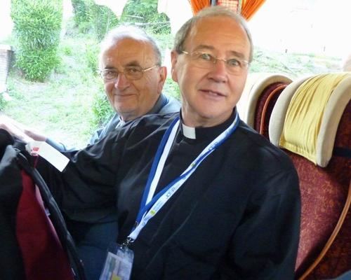 on rejoint des prêtres de St Dié