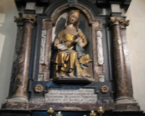 " Vierge maternelle " collégiale St Vincent
