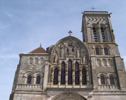 facade Vezelay