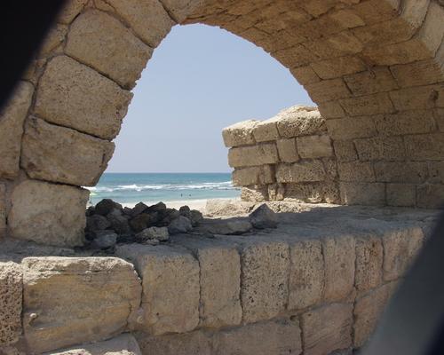 T-S CESAREE MARITIME AQUEDUC