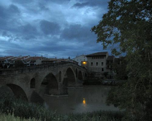 Puente de la Reina au petit matin