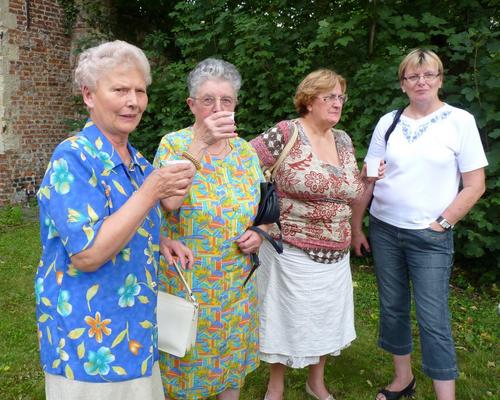 4 PAROISSIENNES