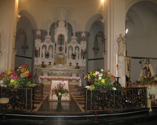 La messe a été célébrée dans l'église St Amand d'Hergnies