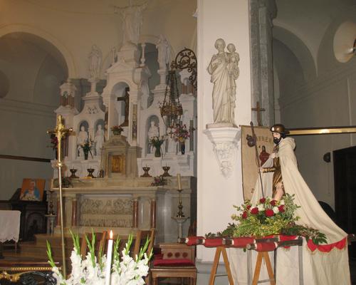 La statue de St Roch dans l'église St Amand