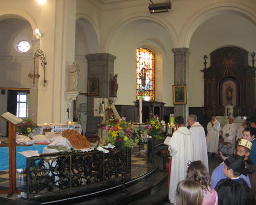 Bénédiction  des "pains de Saint Roch"
