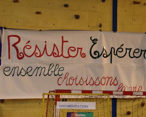 RESISTER