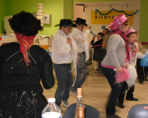 Au club "Les Matelots", on aime danser !
