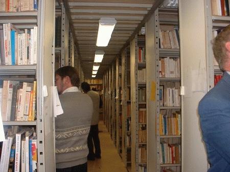 la bibliothèque en cours de classement