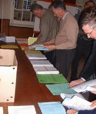 Et ... n'oubliez pas de prendre les documents !!!