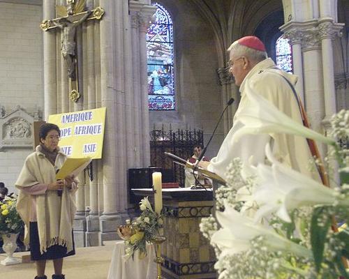 Consécration en présence de Mgr Garnier 2