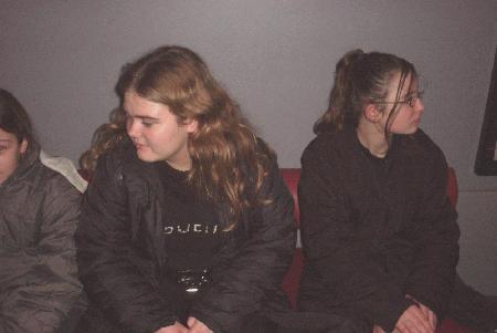 un groupe de filles