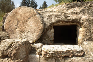tombeau Pâques