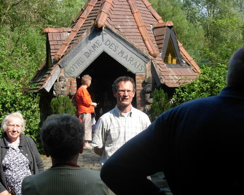 A la chapelle NotreDame des marais