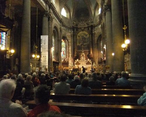Le samedi 30 avril 2011, nous avons eu la chance d'écouter un récital d'orgue par M. Richard Jankoviak, dans l'église de Condé où se trouvait l'exposition des icônes