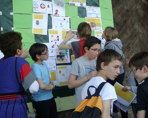 des dessins d'autres enfants ..