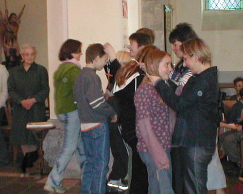 remise de la croix