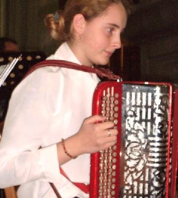 à l'accordéon