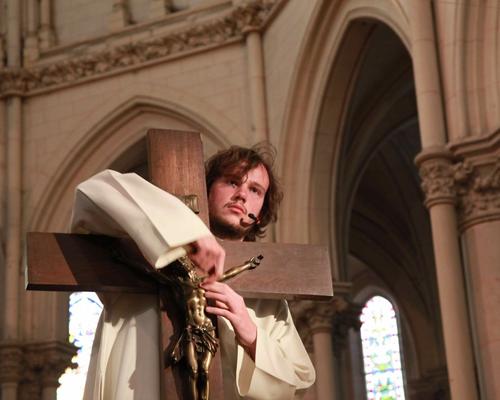 Mise en scène de la Passion - Ste Maxellende en C.