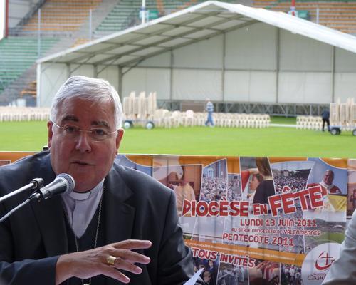 Conference de presse Pentecote 2011- 08.06