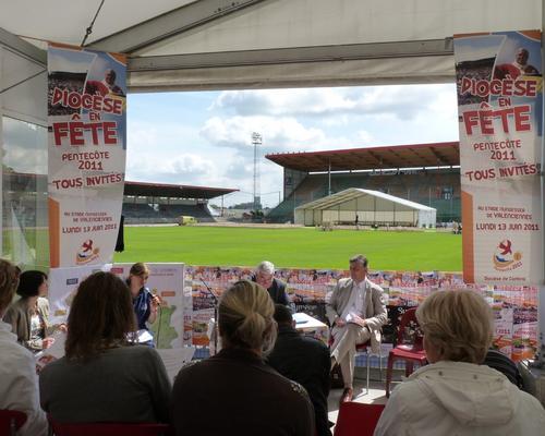 Conference de presse Pentecote 2011- 08.06