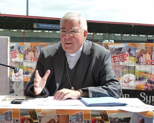 Conference de presse Pentecote 2011- 08.06