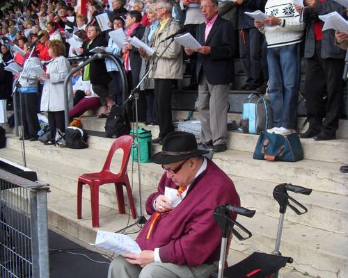 Valenciennes > Stade Nungesser > Diocèse en fête le jour J !