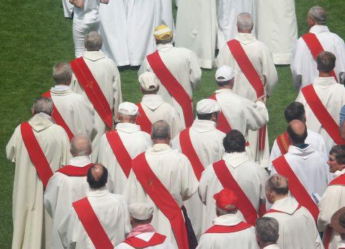 Arrivée des diacres