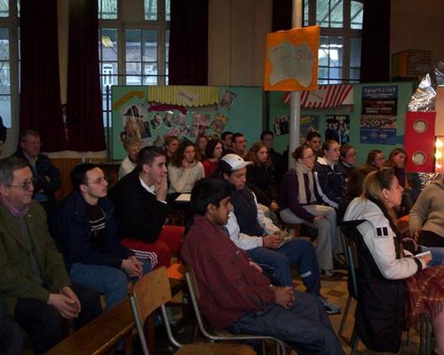 Attentifs !