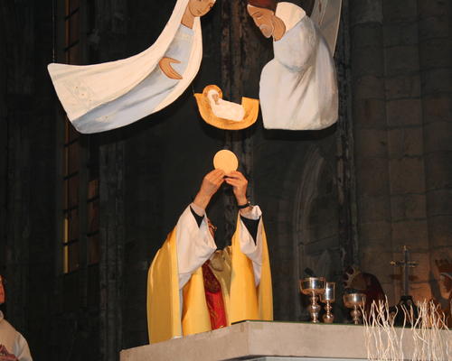 Le Christ destiné à se faire nourriture, dès la mangeoire de Bethléem...