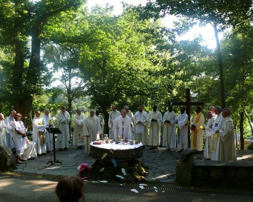 Lourdes_Ca_303907_2_2009