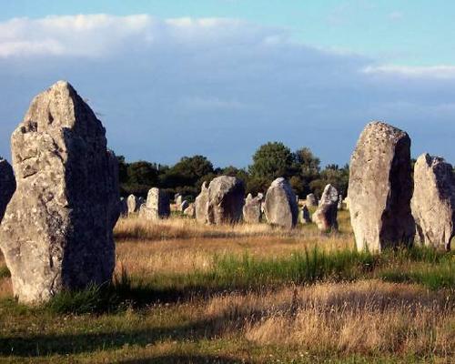 Menhirs Carnac.jpg