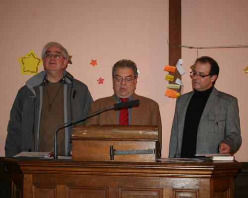 ...sans signe de croix...
