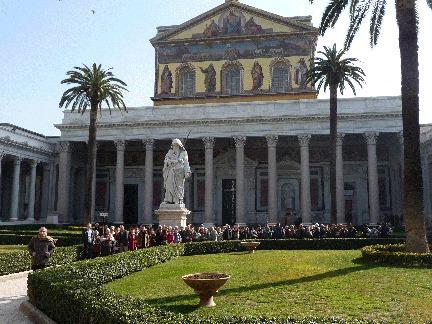 st paul hors des murs