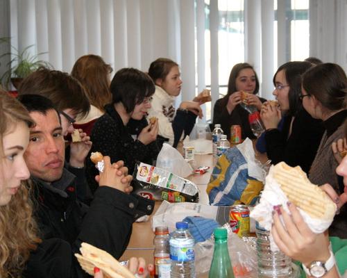 Repas avec les jeunes et les 6ème (6)