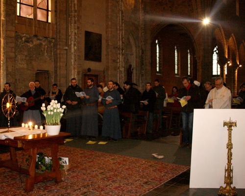 Adoration (4)
