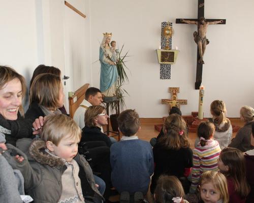 Avec les enfants adorateurs (7)