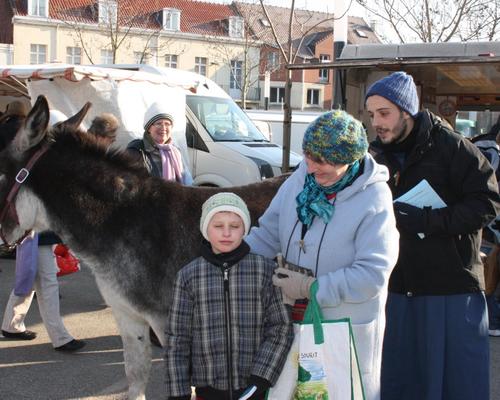 Évangélisation sur les marchés (2)