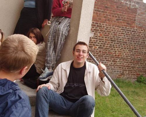 j'dois  m'lever ??