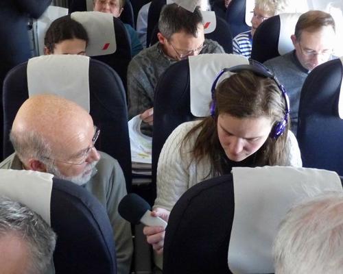 Dans L'avion (2)