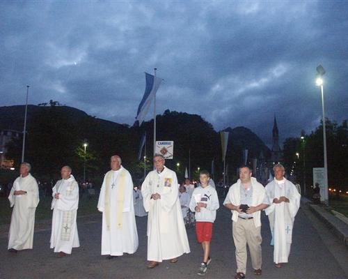 En tete de la procession