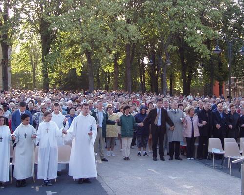 Messe : geste de paix