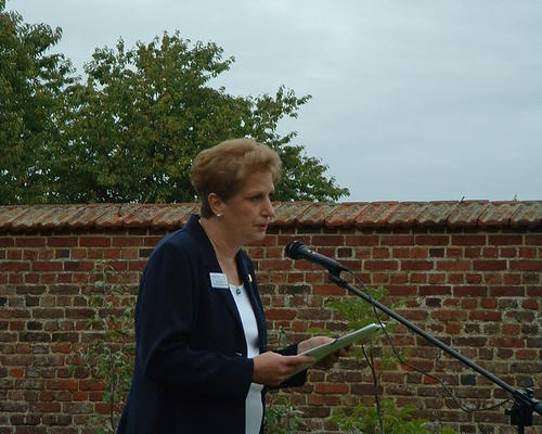 Mme la directrice